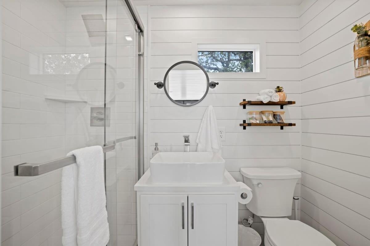 New Oak Grove-Container Retreat Villa Fredericksburg Exterior photo